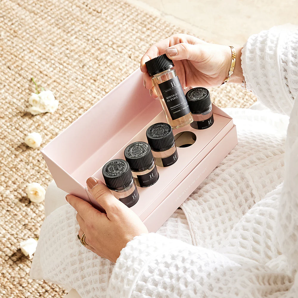 Smells Like Love Gift Set - Image 4